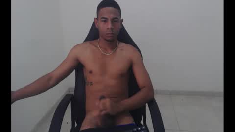 alphas_latins online show from 04/02/26, 08:06