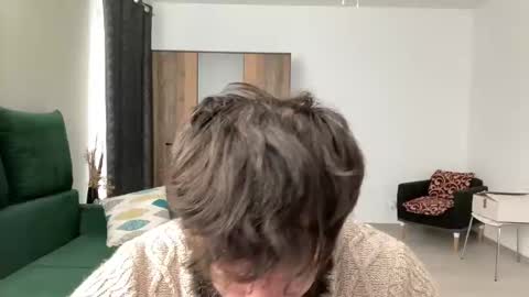 Jhonny online show from 02/17/25, 06:42