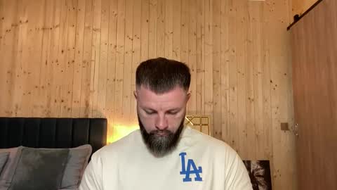 Jhonny online show from 05/28/26, 02:20