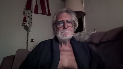 AlphaUniform online show from 01/07/25, 12:52