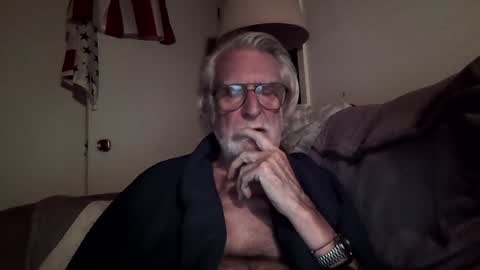 AlphaUniform online show from 01/10/25, 11:08