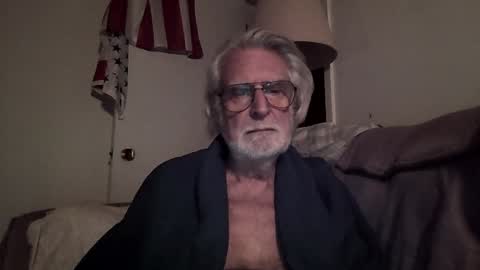 AlphaUniform online show from 01/12/25, 12:49