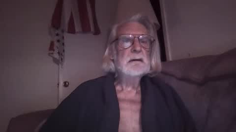 AlphaUniform online show from 01/09/26, 11:02