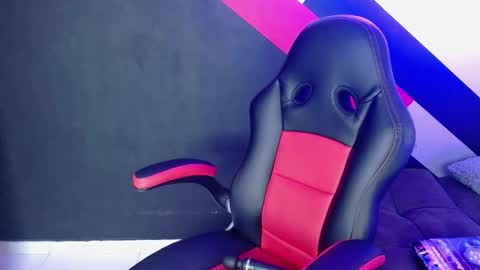 Alter  online show from 01/07/25, 09:14