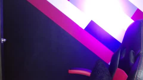 Alter  online show from 02/03/25, 05:46