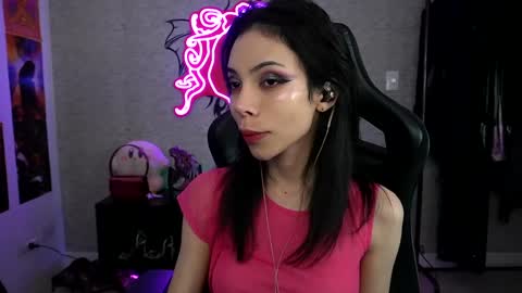 Snapshot of altsofie chatting on 12/11/24, 10:03 Sofie Kimino online show from 12/11/24, 10:03