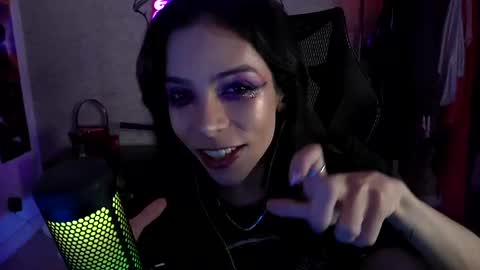 Snapshot of altsofie chatting on 03/02/25, 07:02 Sofie Kimino online show from 03/02/25, 07:02