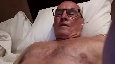 alucard5757 online show from 02/21/26, 08:48