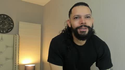 Snapshot of alukardbig chatting on 10/24/25, 02:13 alukardbig online show from 10/24/25, 02:13