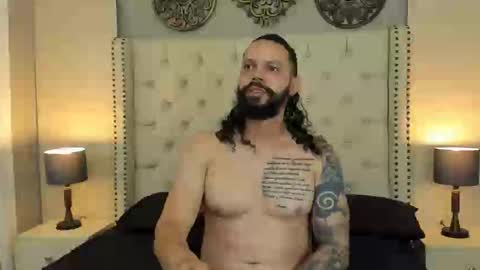 Snapshot of alukardbig chatting on 10/29/25, 10:55 alukardbig online show from 10/29/25, 10:55