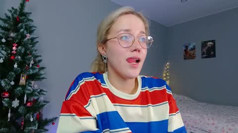 Snapshot of aluntick chatting on 12/25/24, 04:54 Amelia NEXT STREAM online show from 12/25/24, 04:54