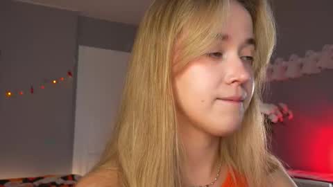 Snapshot of aluntick chatting on 10/28/25, 01:58 Amelia NEXT STREAM online show from 10/28/25, 01:58