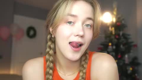 Snapshot of aluntick chatting on 12/22/25, 01:52 Amelia NEXT STREAM online show from 12/22/25, 01:52