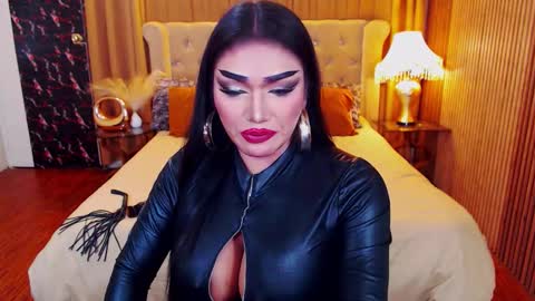 Alura Jhenson online show from 11/26/25, 11:00