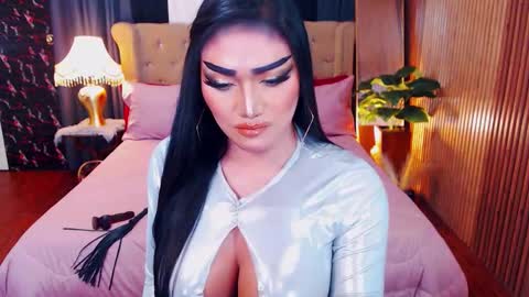 Alura Jhenson online show from 02/04/26, 10:26