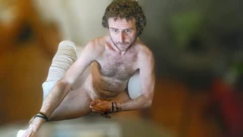 Snapshot of alvarooo1111 chatting on 10/20/25, 11:27 Balearicsex11 online show from 10/20/25, 11:27