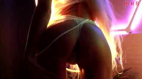 Alvuwka online show from 09/30/25, 08:19