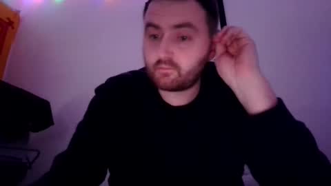 Snapshot of alwayslubed chatting on 02/11/25, 11:22 alwayslubed online show from 02/11/25, 11:22