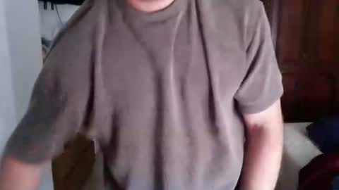 Snapshot of alxex30 chatting on 02/22/26, 11:42 alxex30 online show from 02/22/26, 11:42