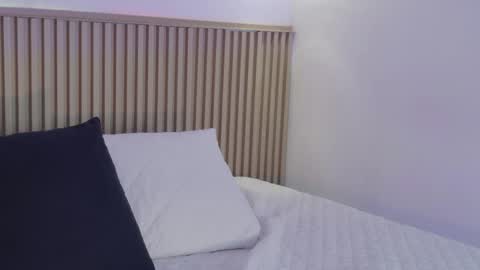 Snapshot of aly_leee chatting on 04/01/26, 12:06 aly_leee online show from 04/01/26, 12:06