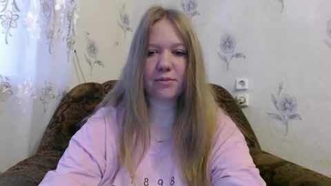 alya764770 online show from 03/18/26, 12:47