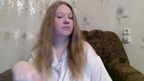 alya764770 online show from 03/25/26, 11:33