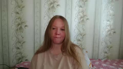 alya764770 online show from 05/15/26, 10:50