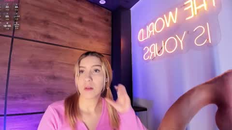 Alya online show from 12/23/25, 10:46