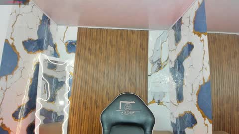 ALYCE  online show from 04/06/26, 11:33