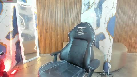 ALYCE  online show from 04/08/26, 11:32