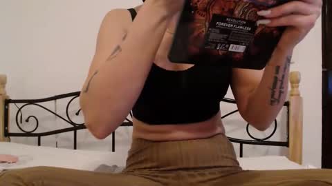 Missy online show from 11/28/25, 06:05