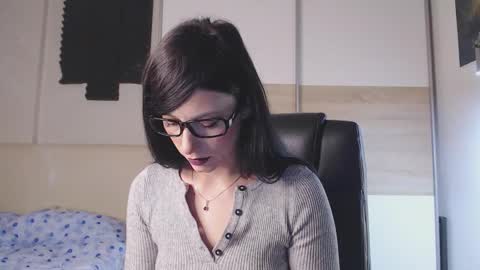 Snapshot of alycetn chatting on 01/26/25, 12:11 Alice online show from 01/26/25, 12:11