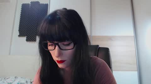 Alice online show from 02/12/26, 01:17