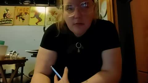 Alyce in Wonderland online show from 05/23/26, 01:59