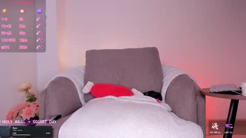 Aly Instg oficial alyjones  Lush and Domi love toys are on online show from 01/31/26, 08:07