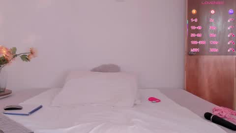 Aly Instg oficial alyjones  Lush and Domi love toys are on online show from 02/19/26, 06:04