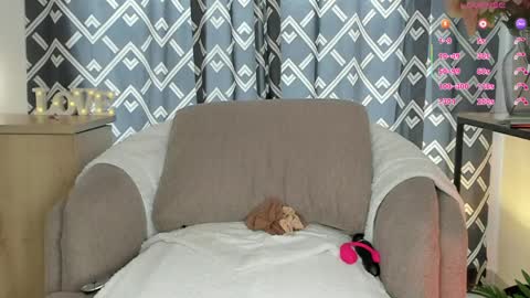 Aly Instg oficial alyjones  Lush and Domi love toys are on online show from 03/17/26, 05:49