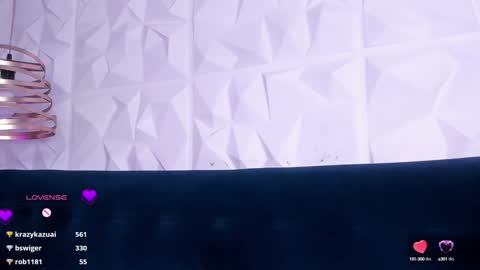 Snapshot of alys_molly chatting on 01/27/25, 02:13 sopie online show from 01/27/25, 02:13