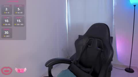 Alyson online show from 09/30/25, 02:11