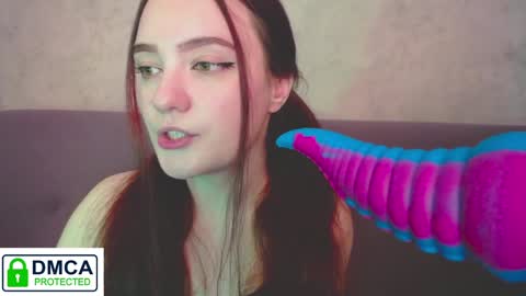 Alyssa online show from 12/27/24, 09:28