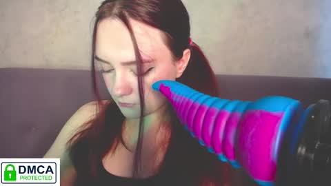 Alyssa online show from 02/13/25, 10:23