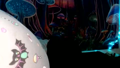 Snapshot of alyssaarcane chatting on 12/22/25, 03:36 alyssaarcane online show from 12/22/25, 03:36