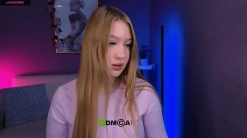 alyssamoan online show from 12/15/25, 08:46