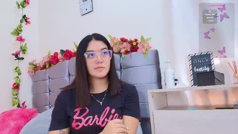 Isabella online show from 05/22/26, 06:02