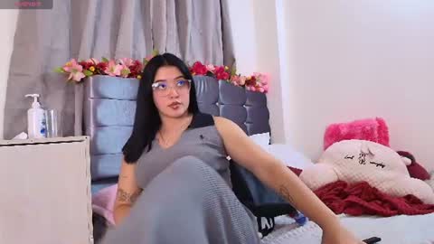 Snapshot of amabella_w chatting on 07/17/26, 01:34 Isabella online show from 07/17/26, 01:34