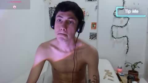 Snapshot of amad696 chatting on 02/04/25, 01:23 Amad Passer x guests Independent model online show from 02/04/25, 01:23