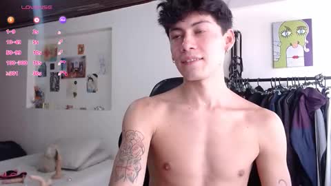 Snapshot of amad696 chatting on 11/10/25, 08:08 Amad Passer x guests Independent model online show from 11/10/25, 08:08