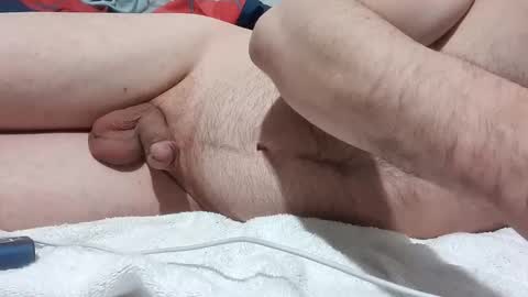 Snapshot of amadeusz chatting on 10/21/25, 10:43 amadeusz online show from 10/21/25, 10:43