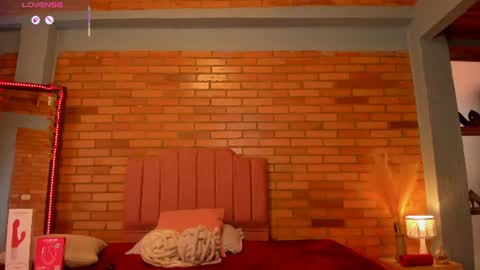 Hi Im AmaiaHelp me reach 100 likes online show from 06/20/26, 08:55