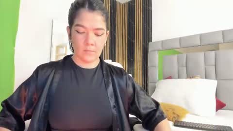 Snapshot of amaiarojas7 chatting on 06/22/26, 07:00 Amaia online show from 06/22/26, 07:00